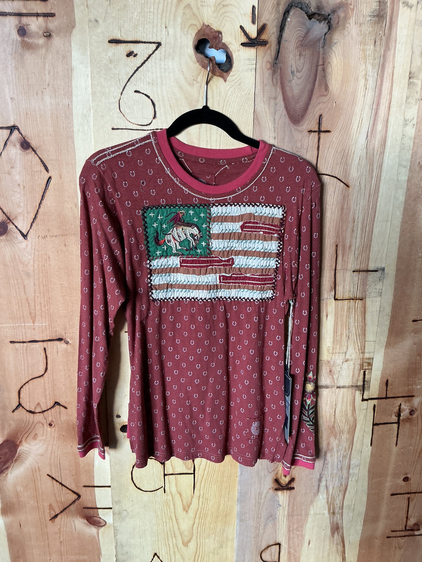 Eloise Glory Tee-Fashion Top-Branded Envy