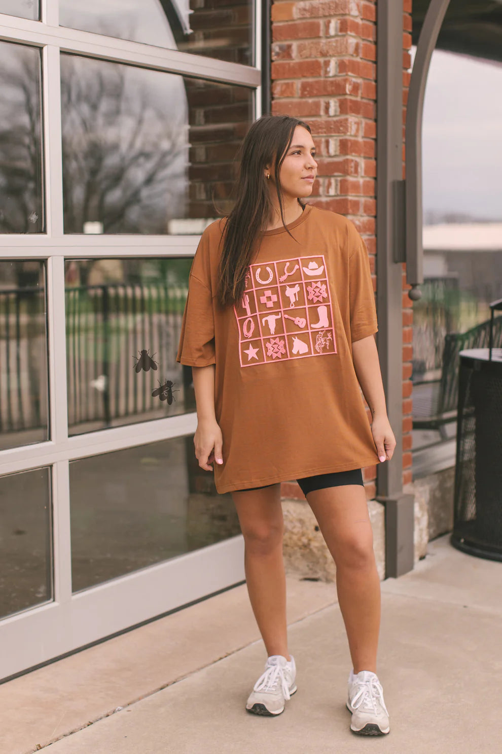 Oversized Textured Print Tee-Branded Envy