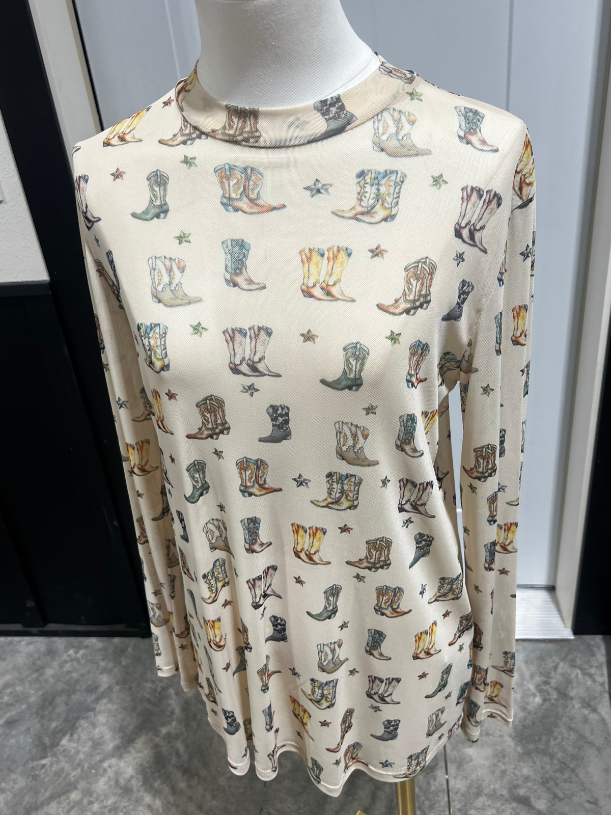 Boot Print Mesh Top-Branded Envy