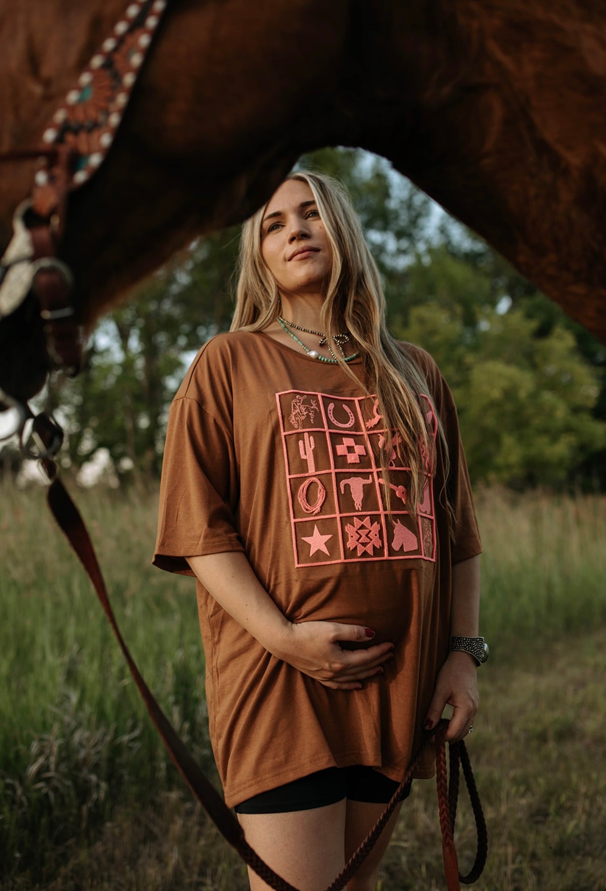 Oversized Textured Print Tee-Branded Envy