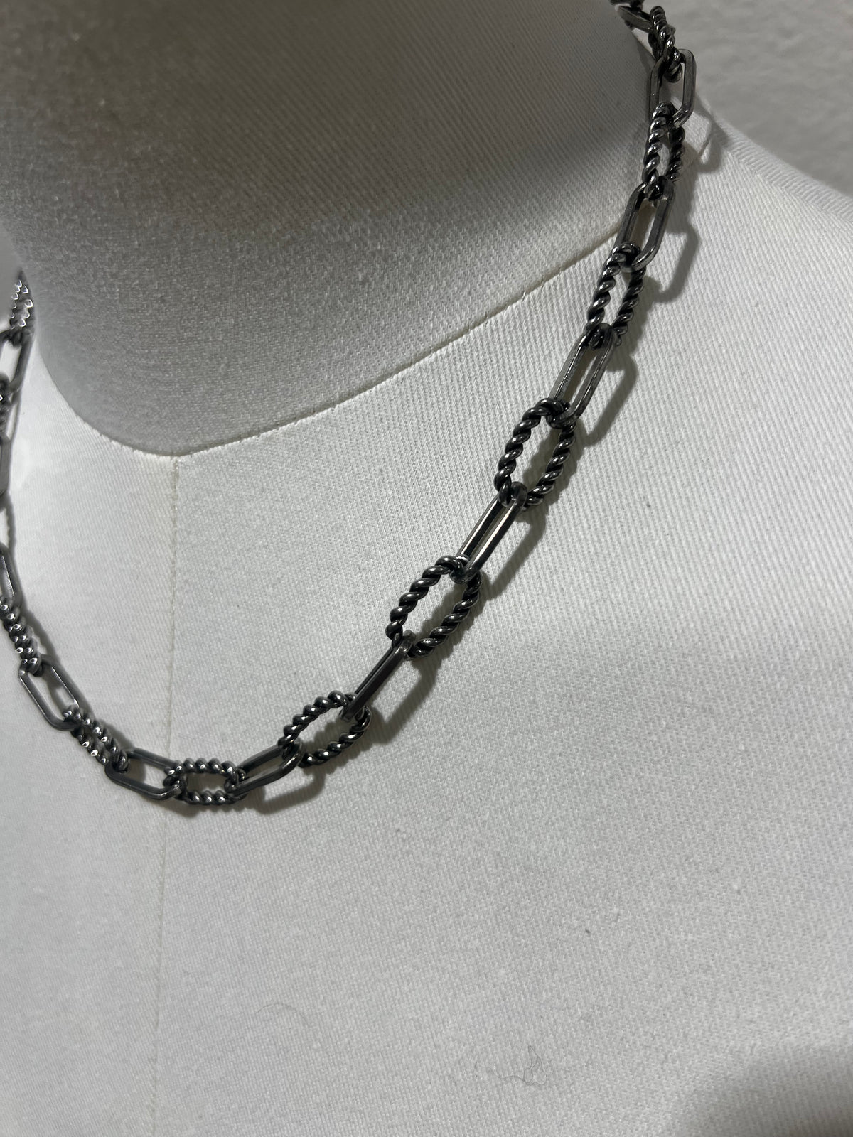 18K White Gold Rope Chain 18"