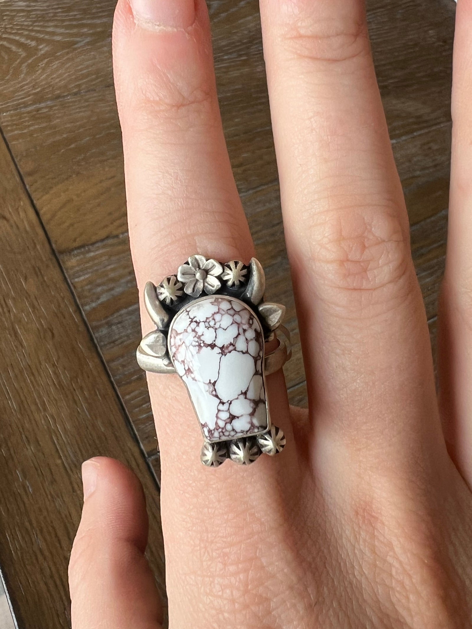 Adjustable Cow Ring-Branded Envy