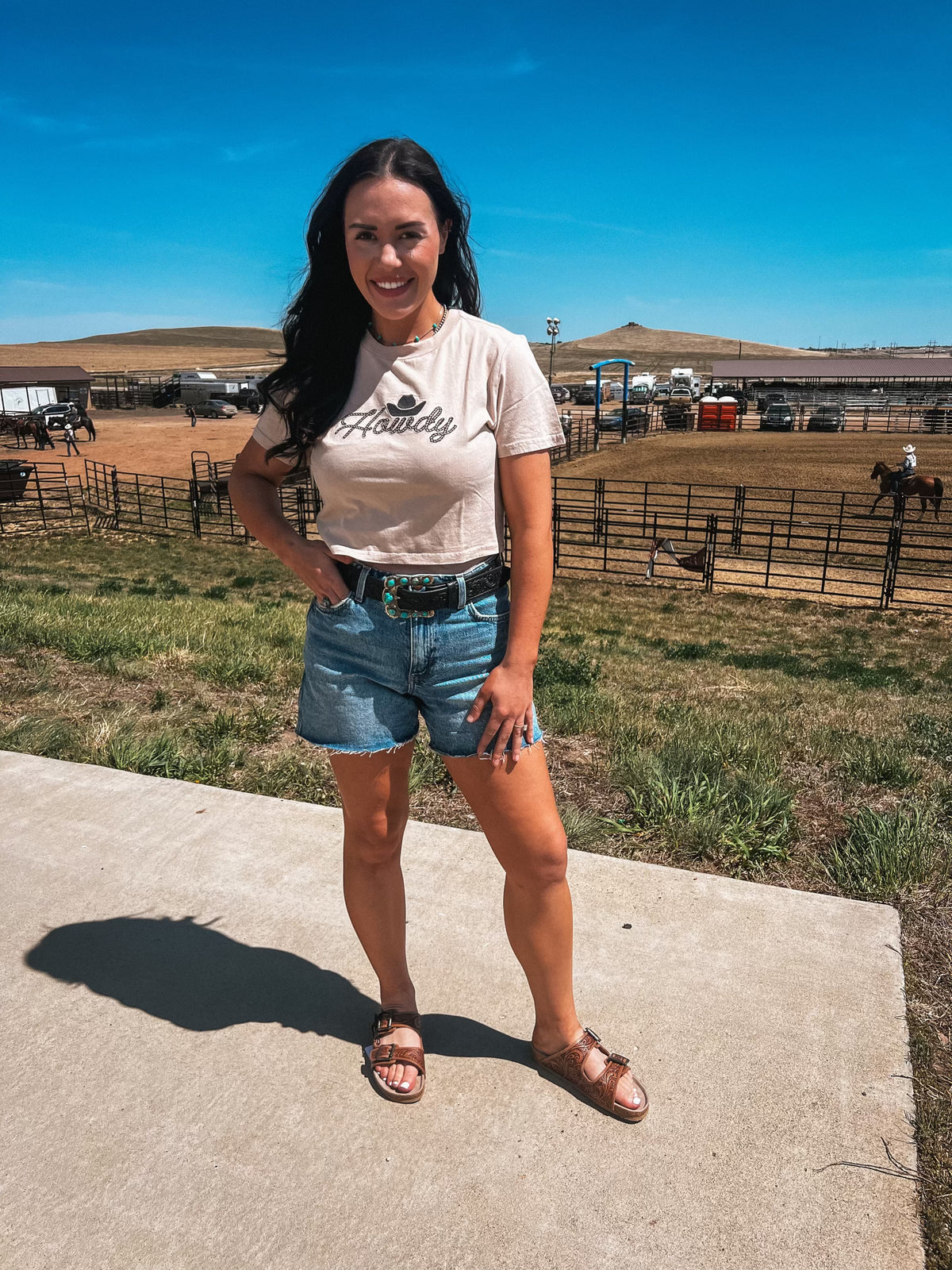 Howdy Cropped Tee-Branded Envy