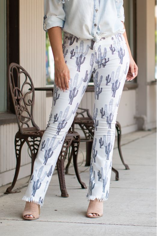 Cactus Stretch Frayed Boyfriend Denim-Jeans-Branded Envy