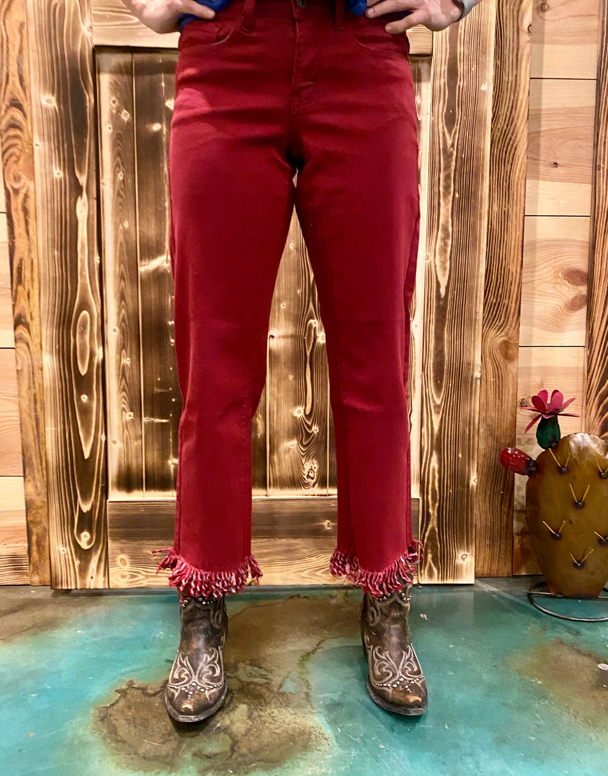 Scarlett Frayed Hem Boyfriend Jean-Jeans-Branded Envy